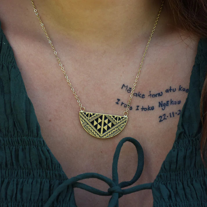 Niho Breastplate Necklace - Gold - Isla-Maree