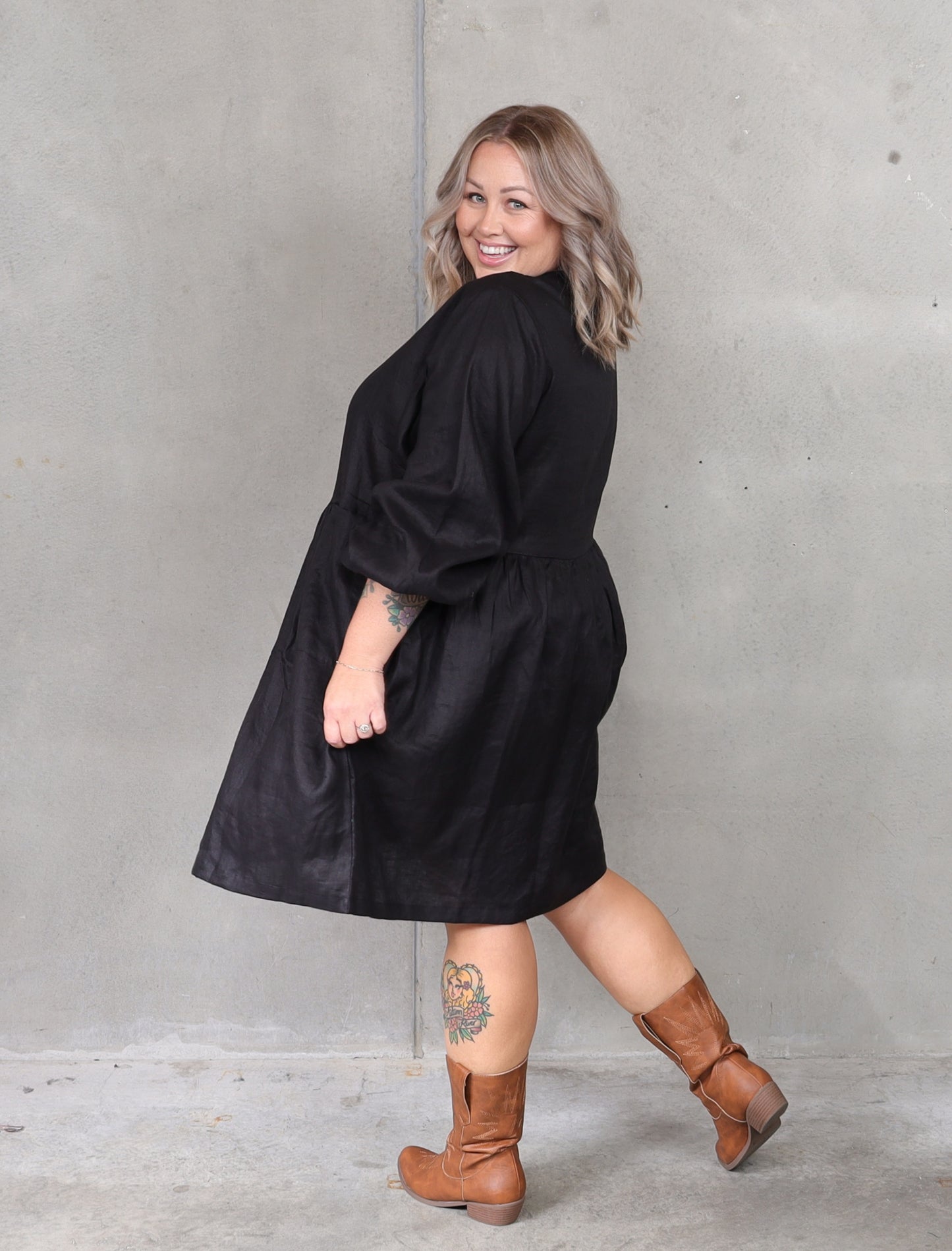 Willow Pocket Dress - Black Linen