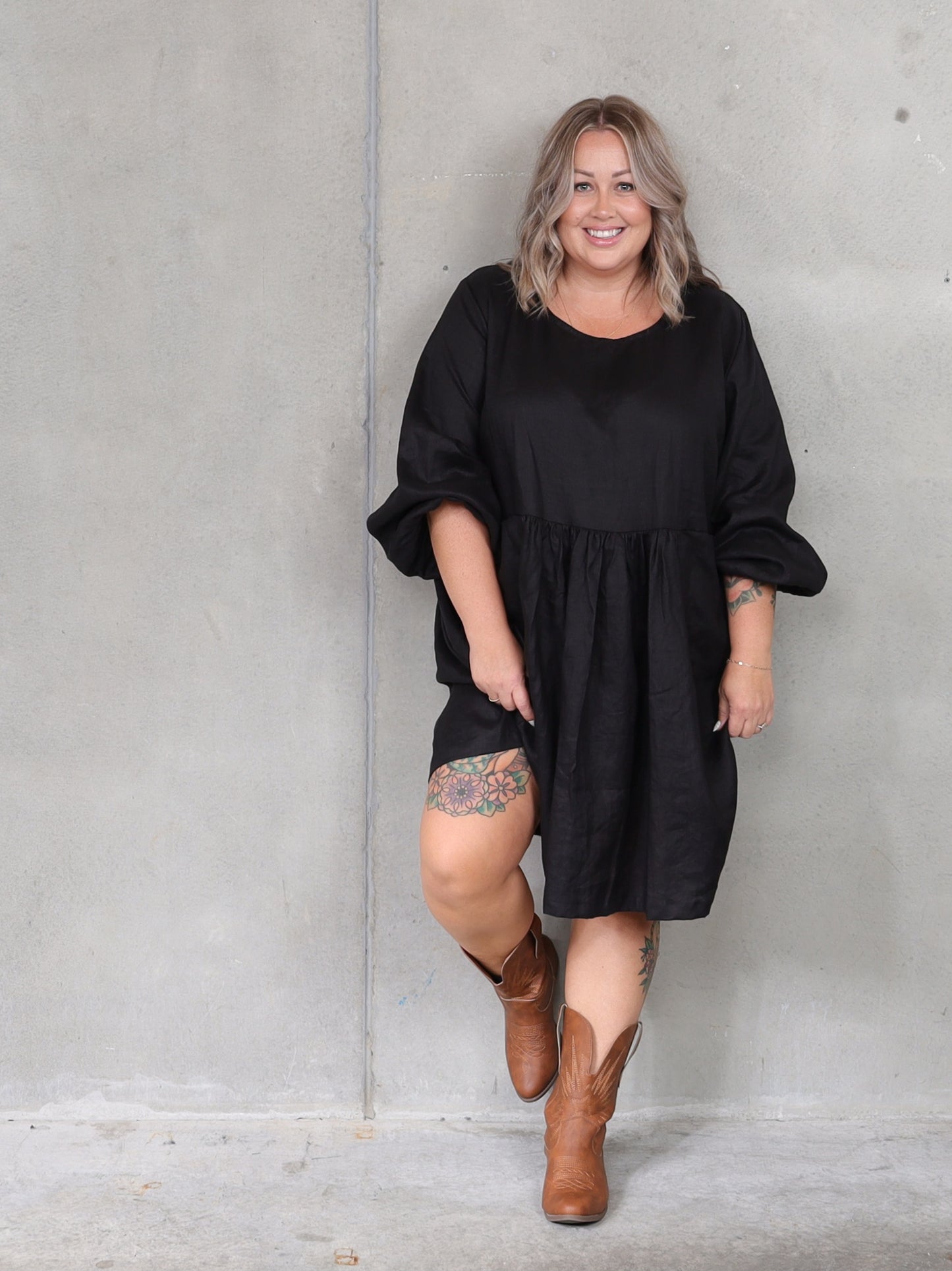 Willow Pocket Dress - Black Linen