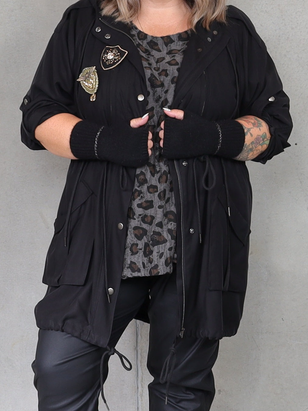 Evenflow Anorak - Black