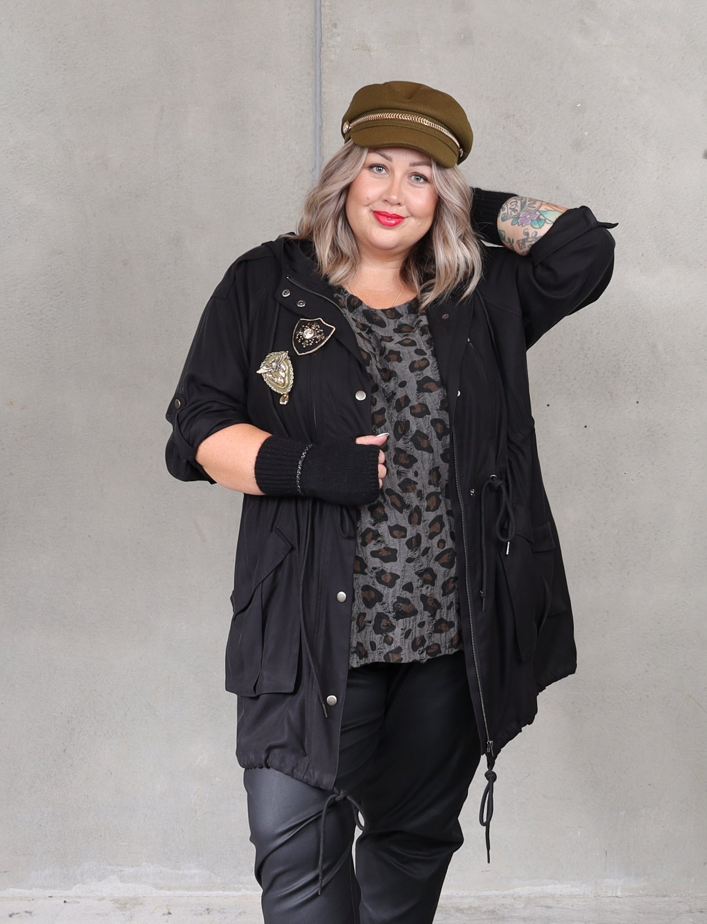 Evenflow Anorak - Black