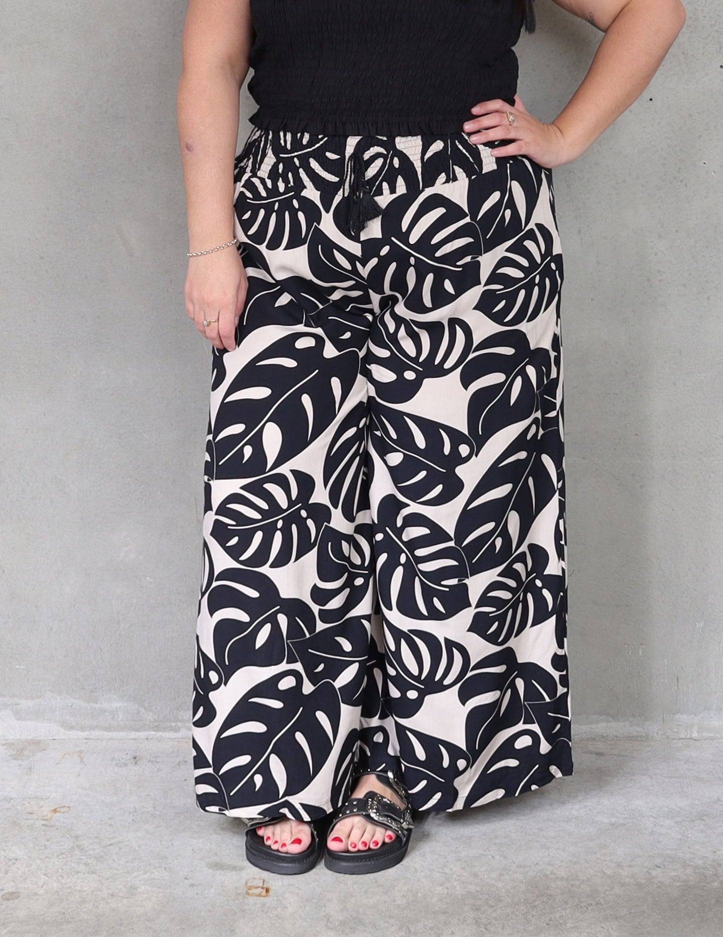 Resort Pant - Monstera Leaf