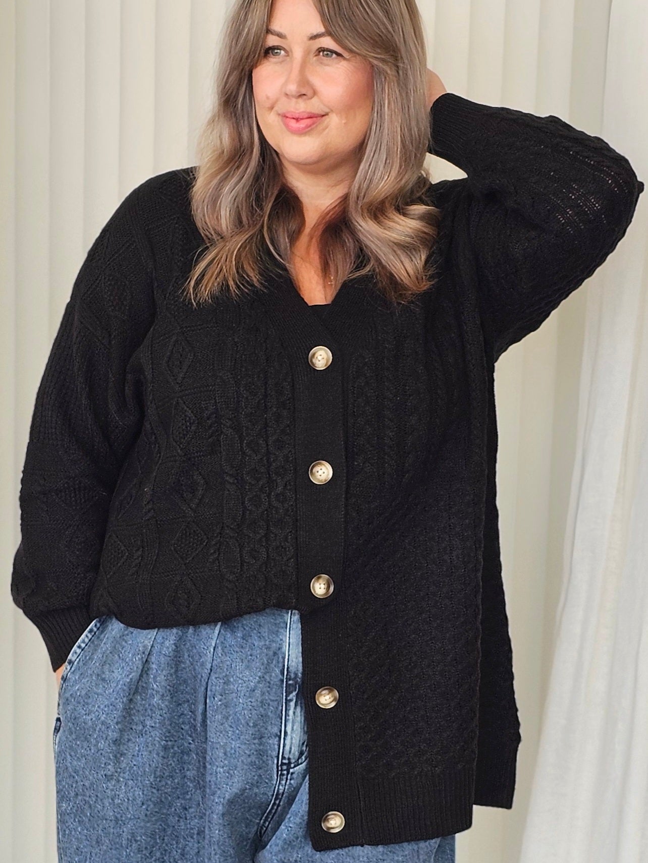 Alfie Cardi - Black
