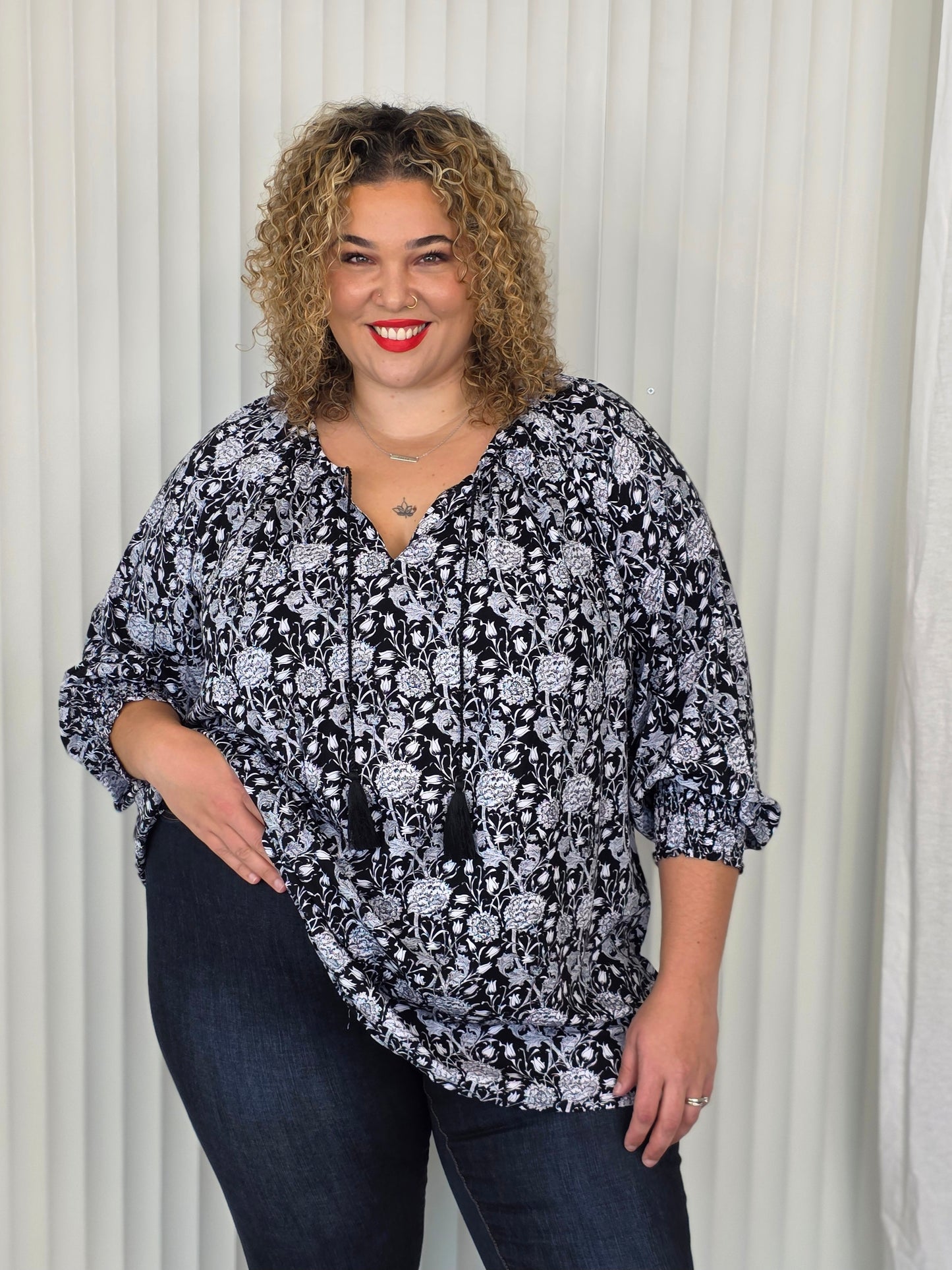 Iris Blouse - Black Marigold