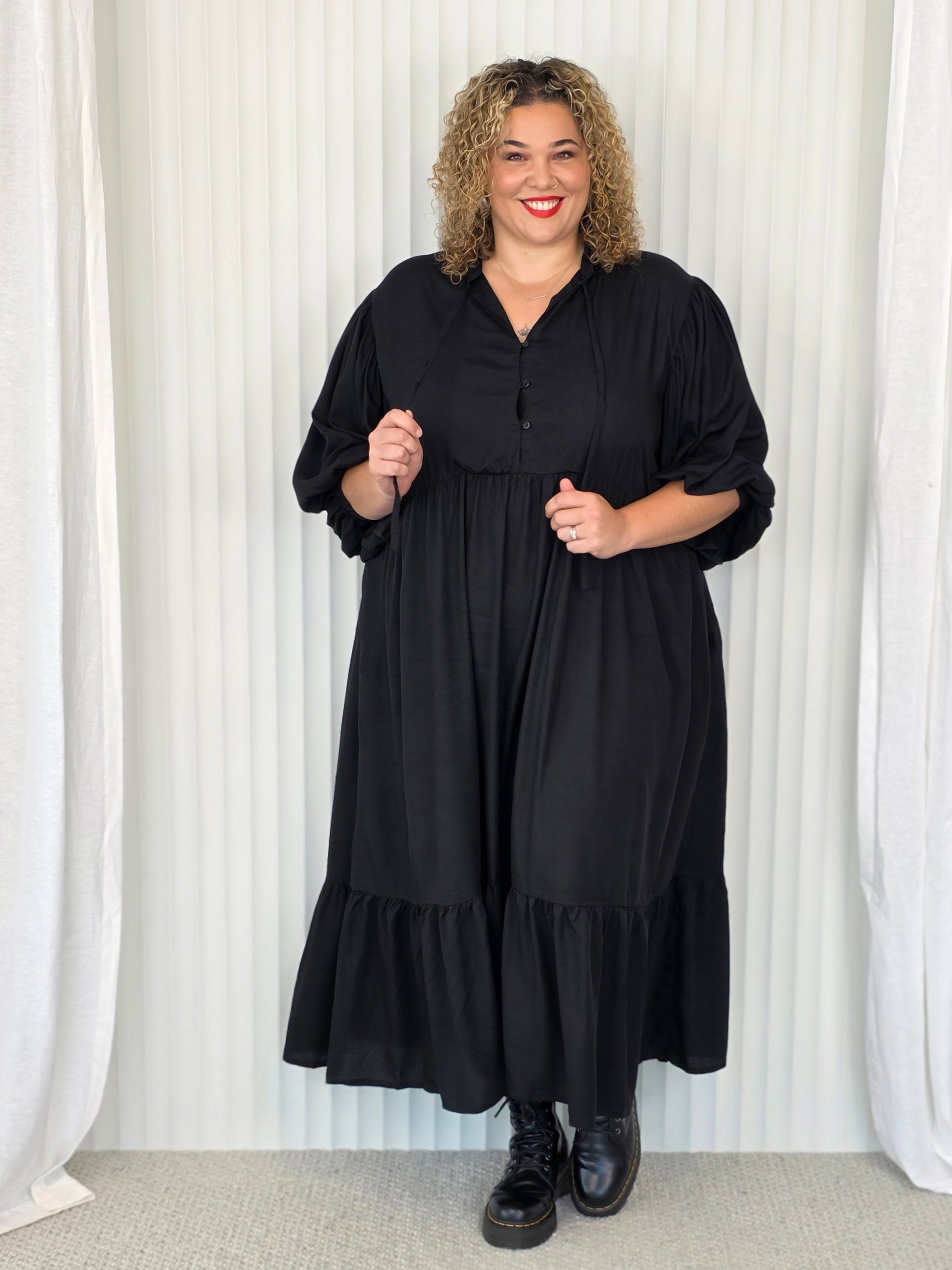 Delilah Dress - Black - Isla-Maree