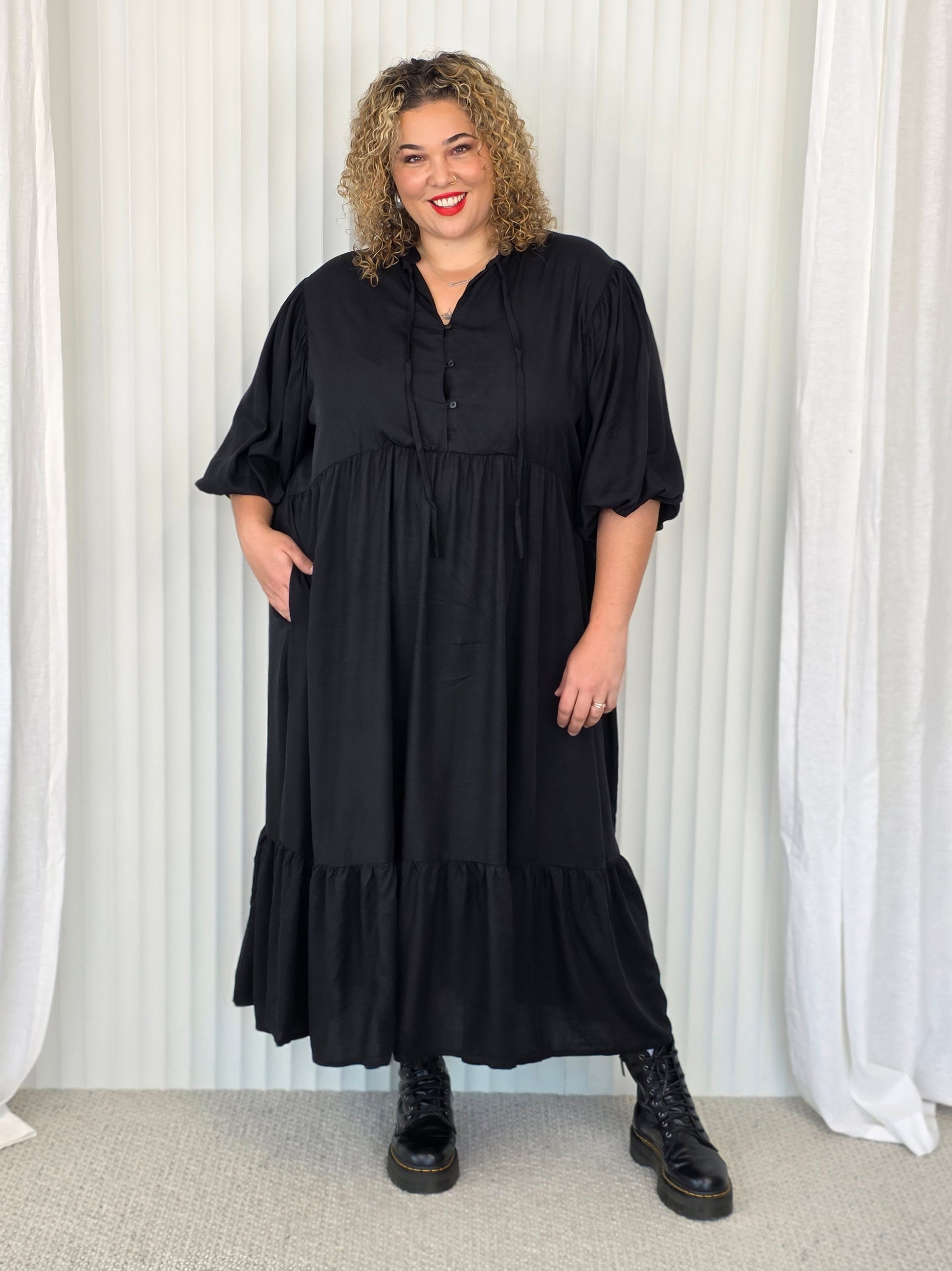 Delilah Dress - Black - Isla-Maree