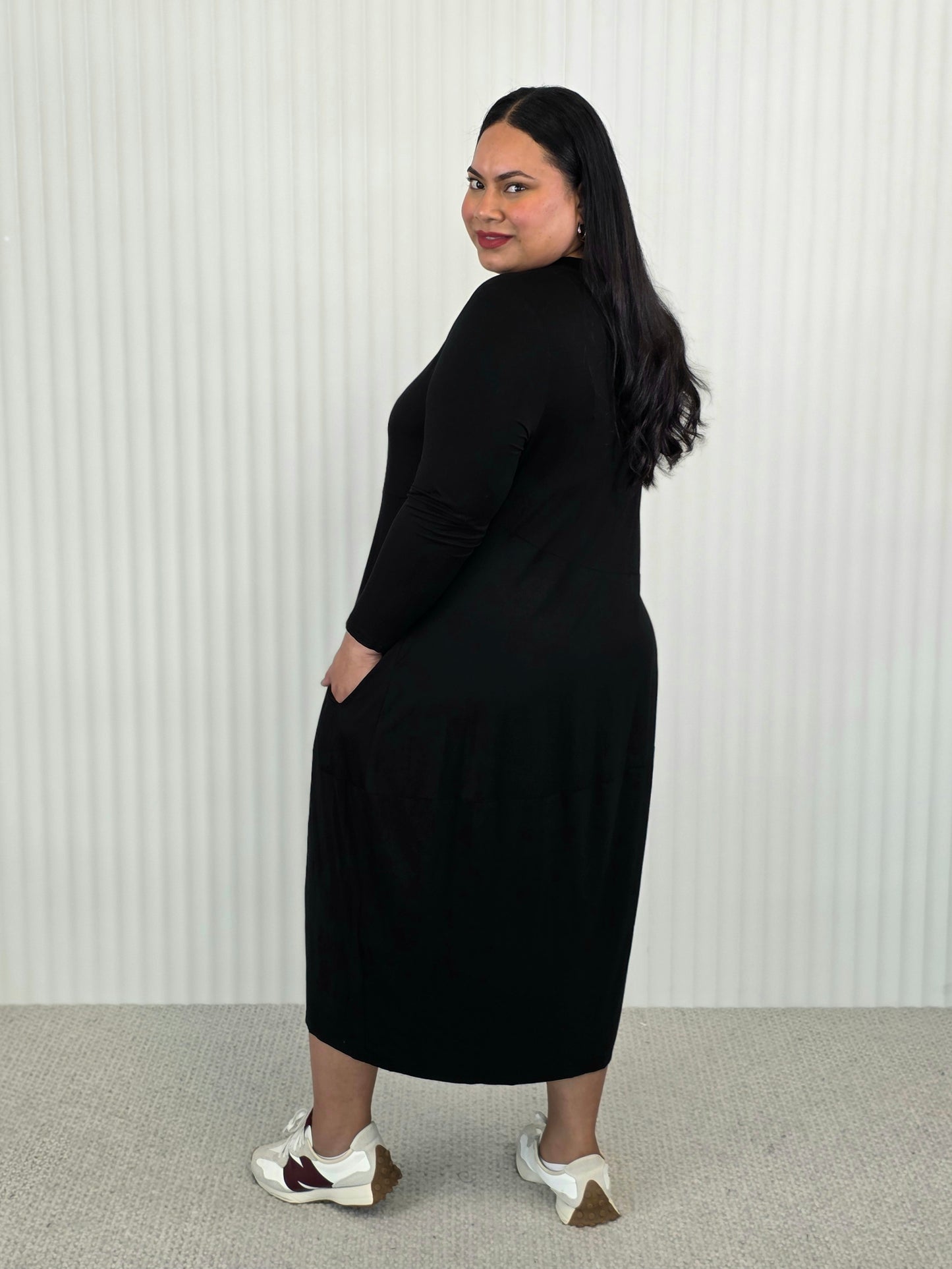 Staple Knit Dress - Black