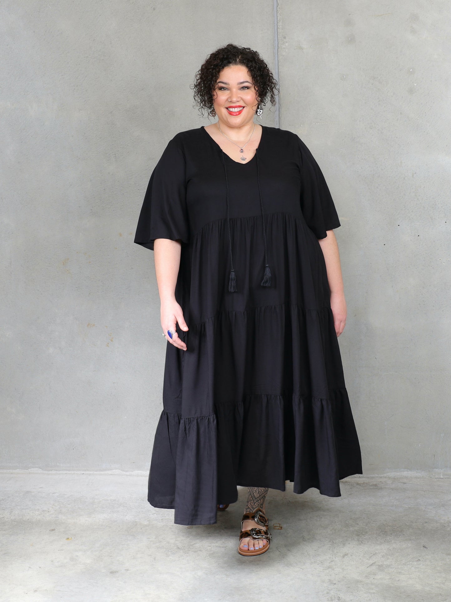 Florence Dress Short Sleeve - Black - Isla-Maree