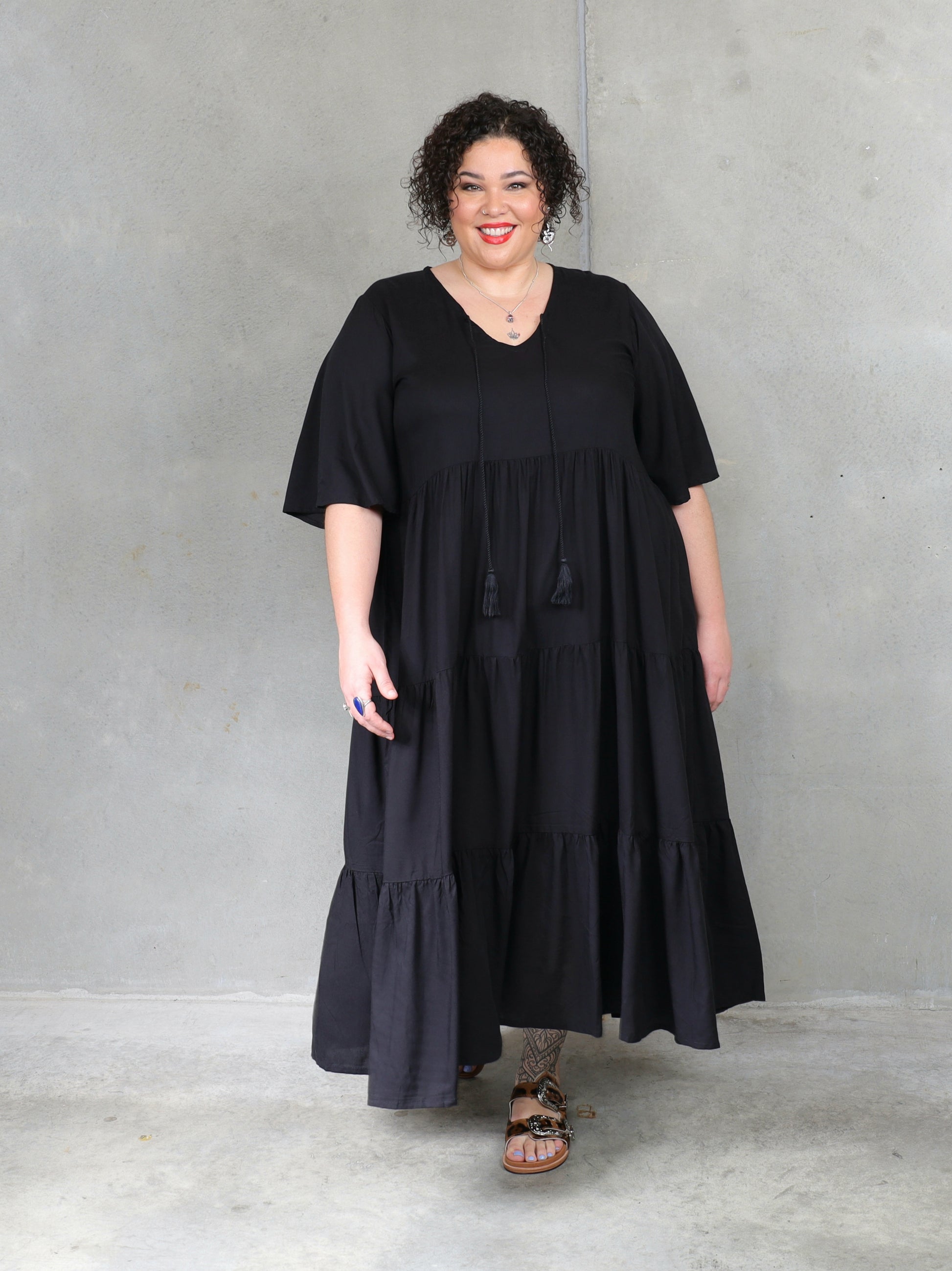 Florence Dress Short Sleeve - Black - Isla-Maree