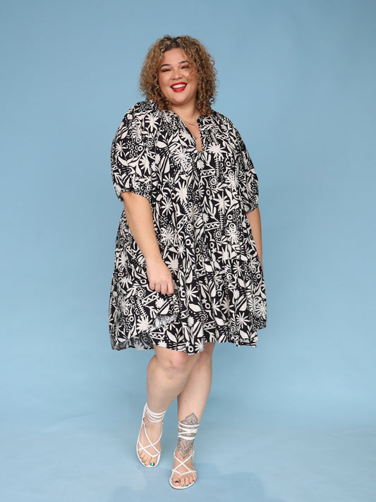 Mamma Mia Dress - Beach Vacay Black