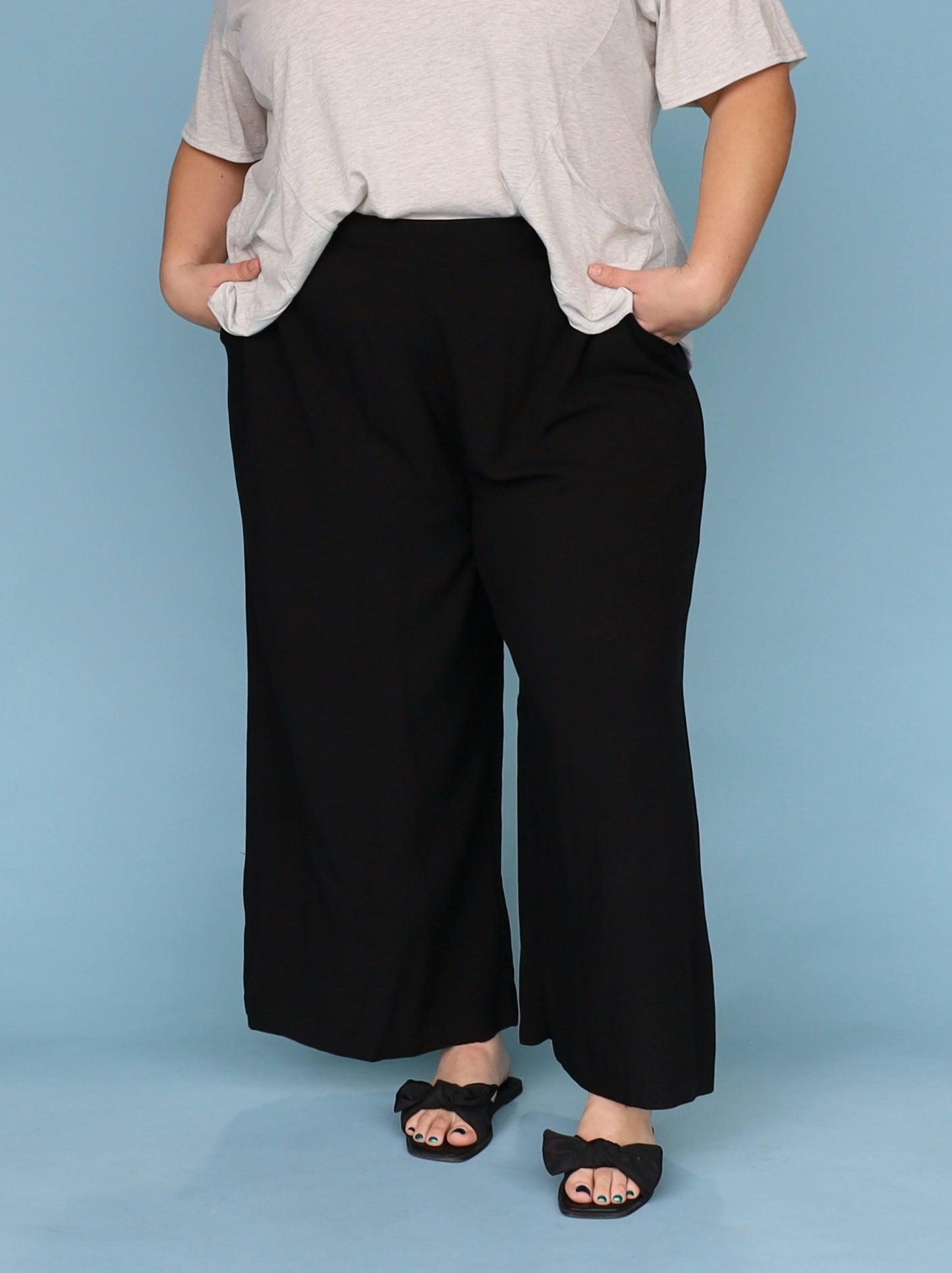 Uptown Girl Pant - Black