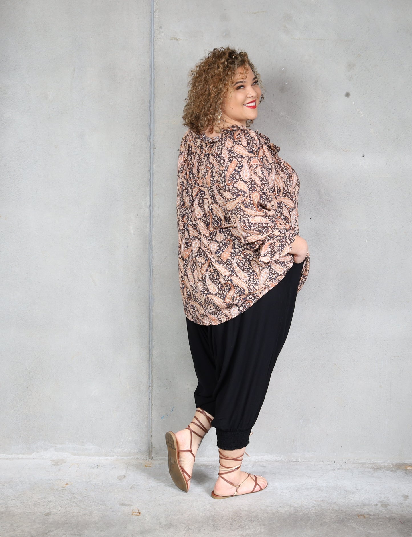 Sophia Blouse - Tan Paisley
