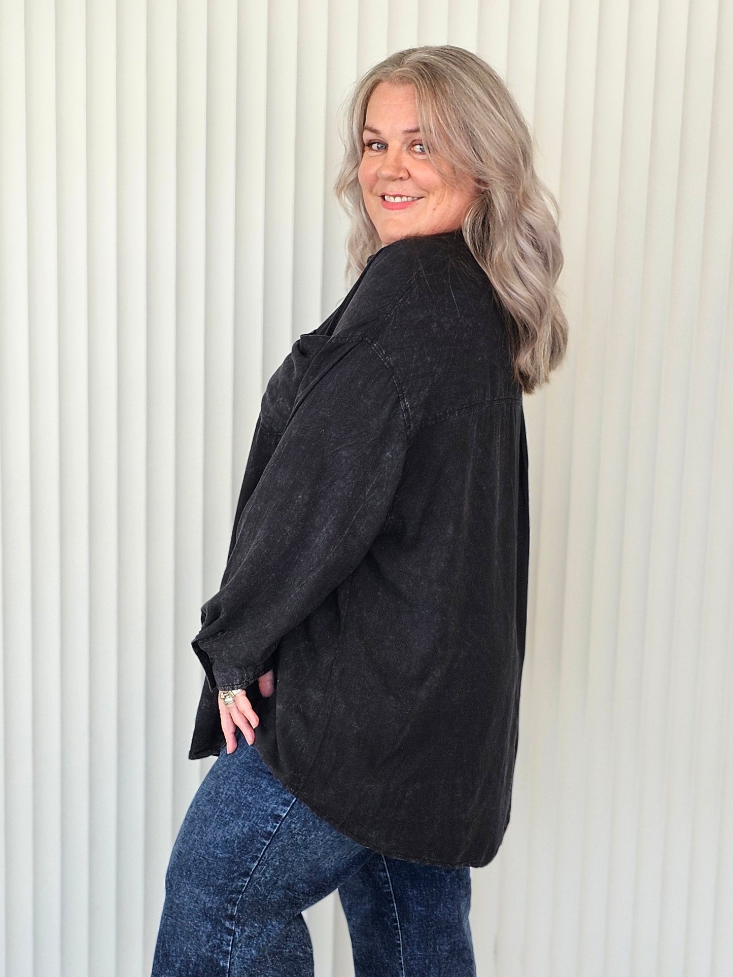 Boyfriend Shirt - Stonewash