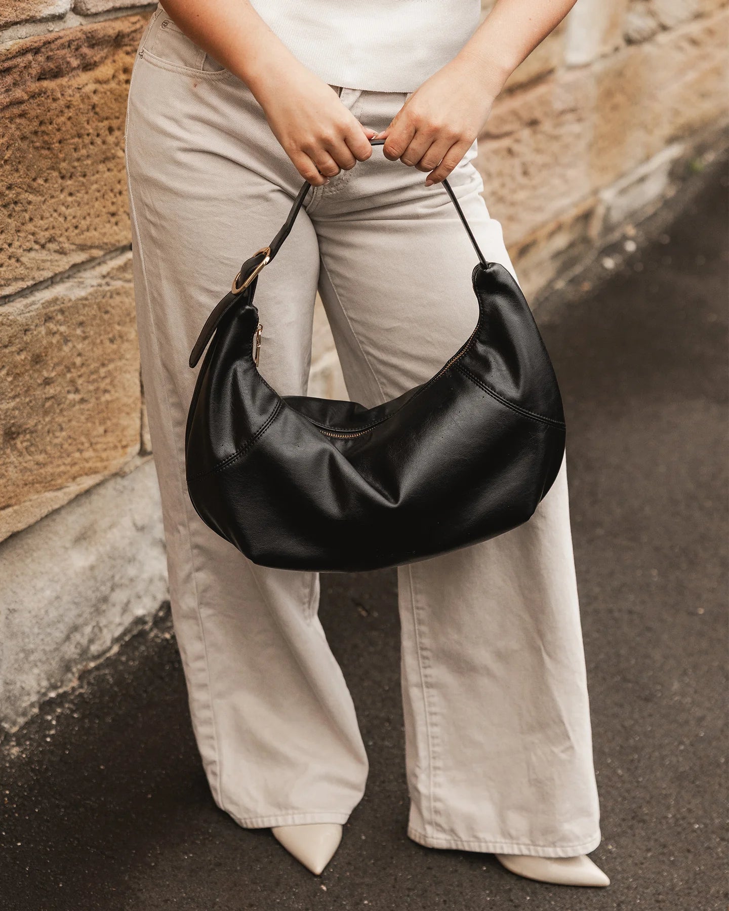 Louenhide Cleo Shoulder Bag - Black