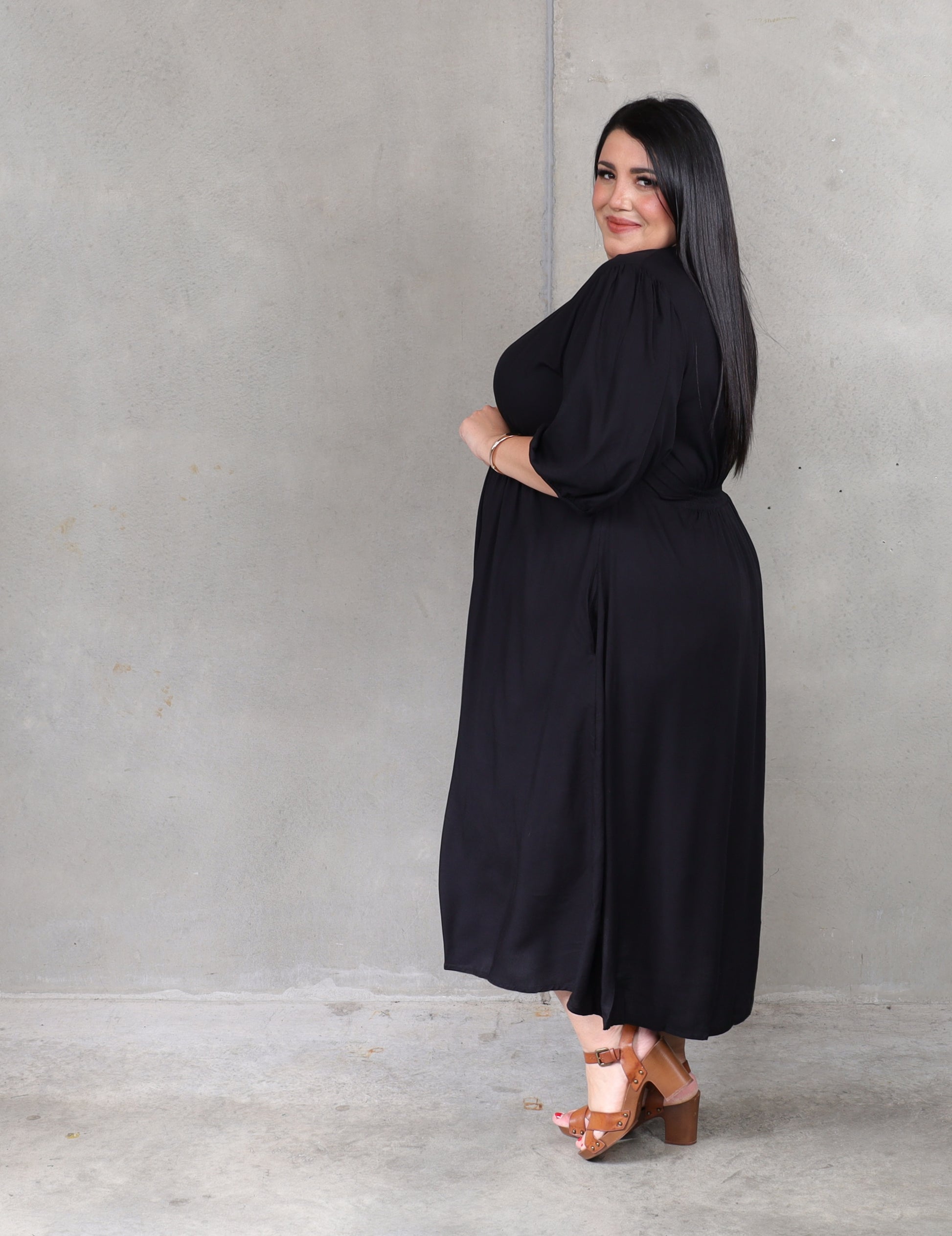 Molly Dress - Black - Isla-Maree