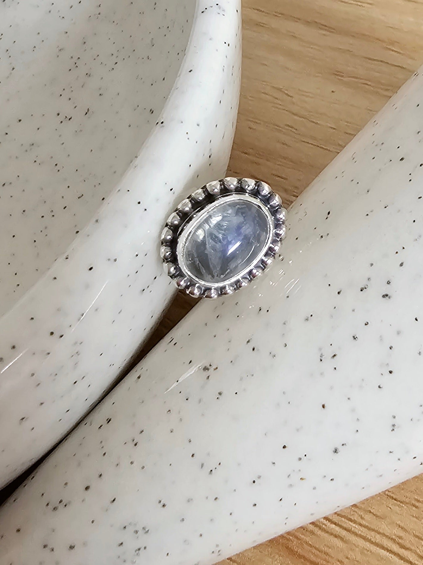 Filigree Silver Stud Earring - Moonstone - Isla-Maree