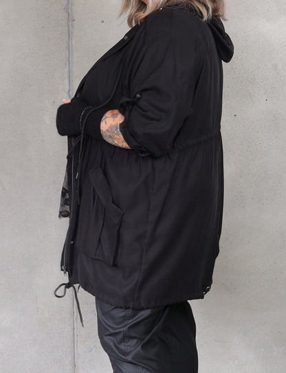 Evenflow Anorak - Black