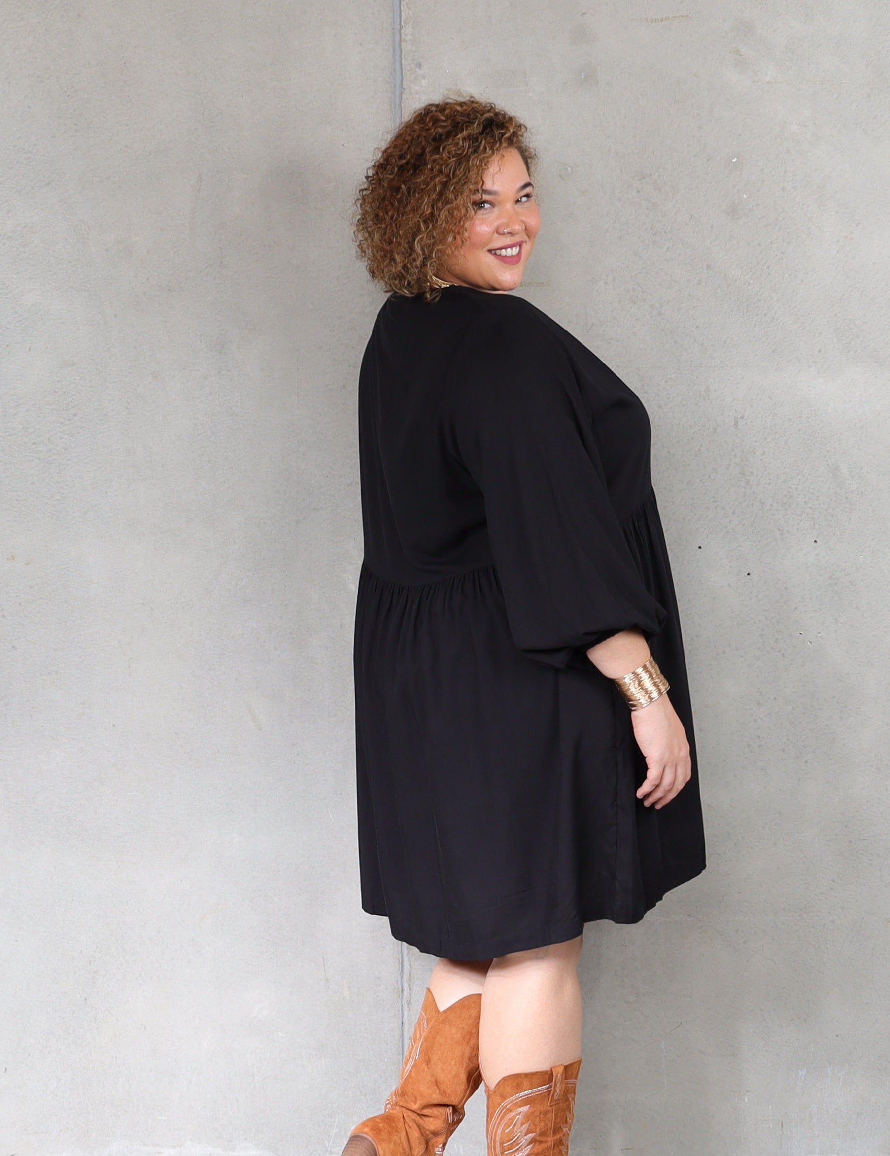 Willow Dress Long Sleeve - Black - Isla-Maree