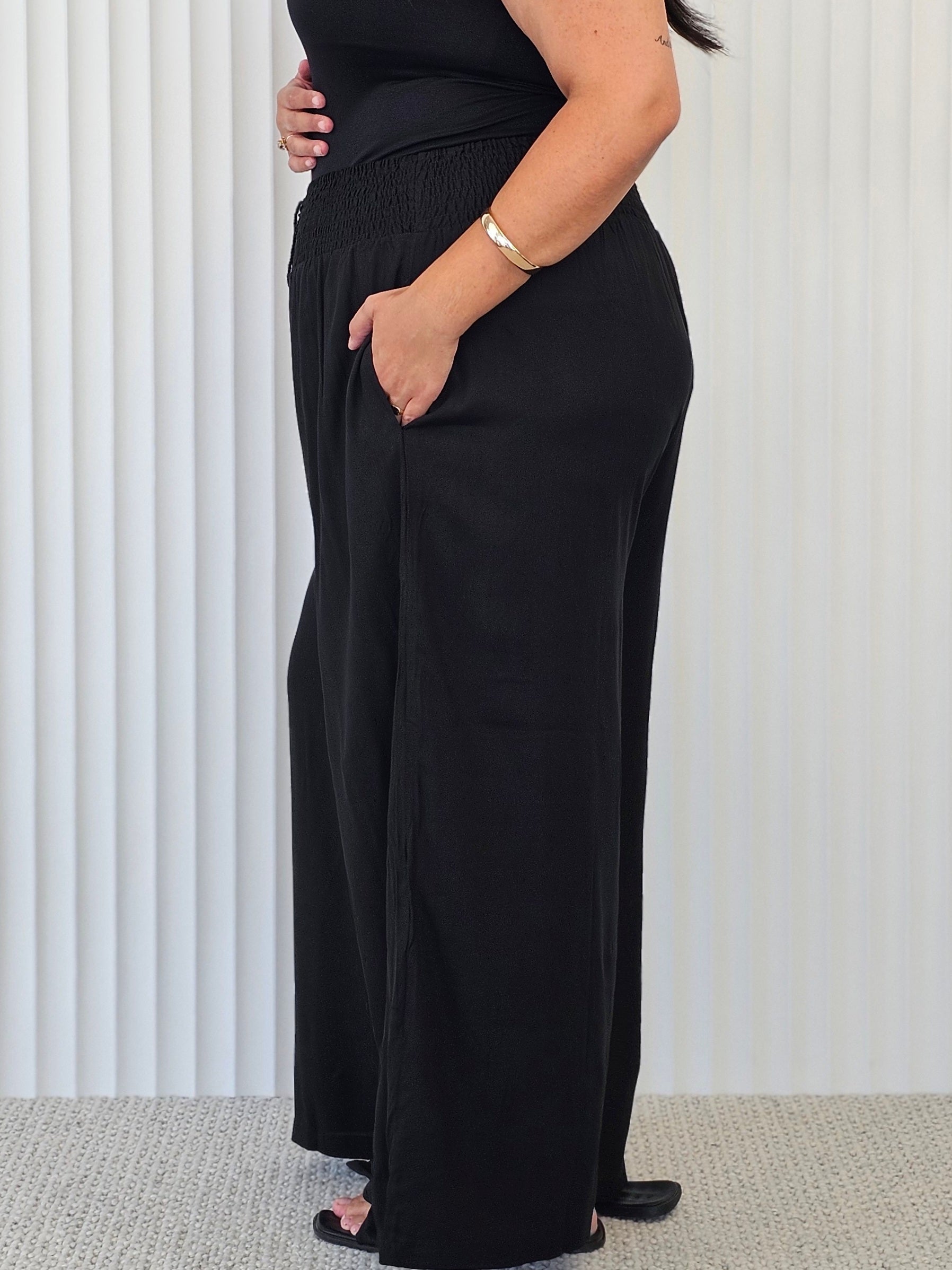 Resort Pant - Black - Isla-Maree
