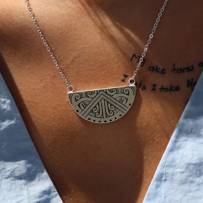 Maunga-nui Breastplate Necklace - Silver - Isla-Maree