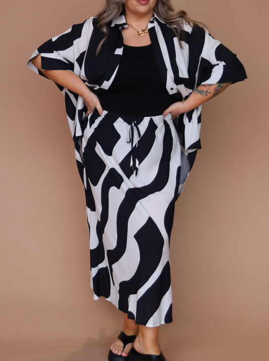 Sloane Skirt - Geo