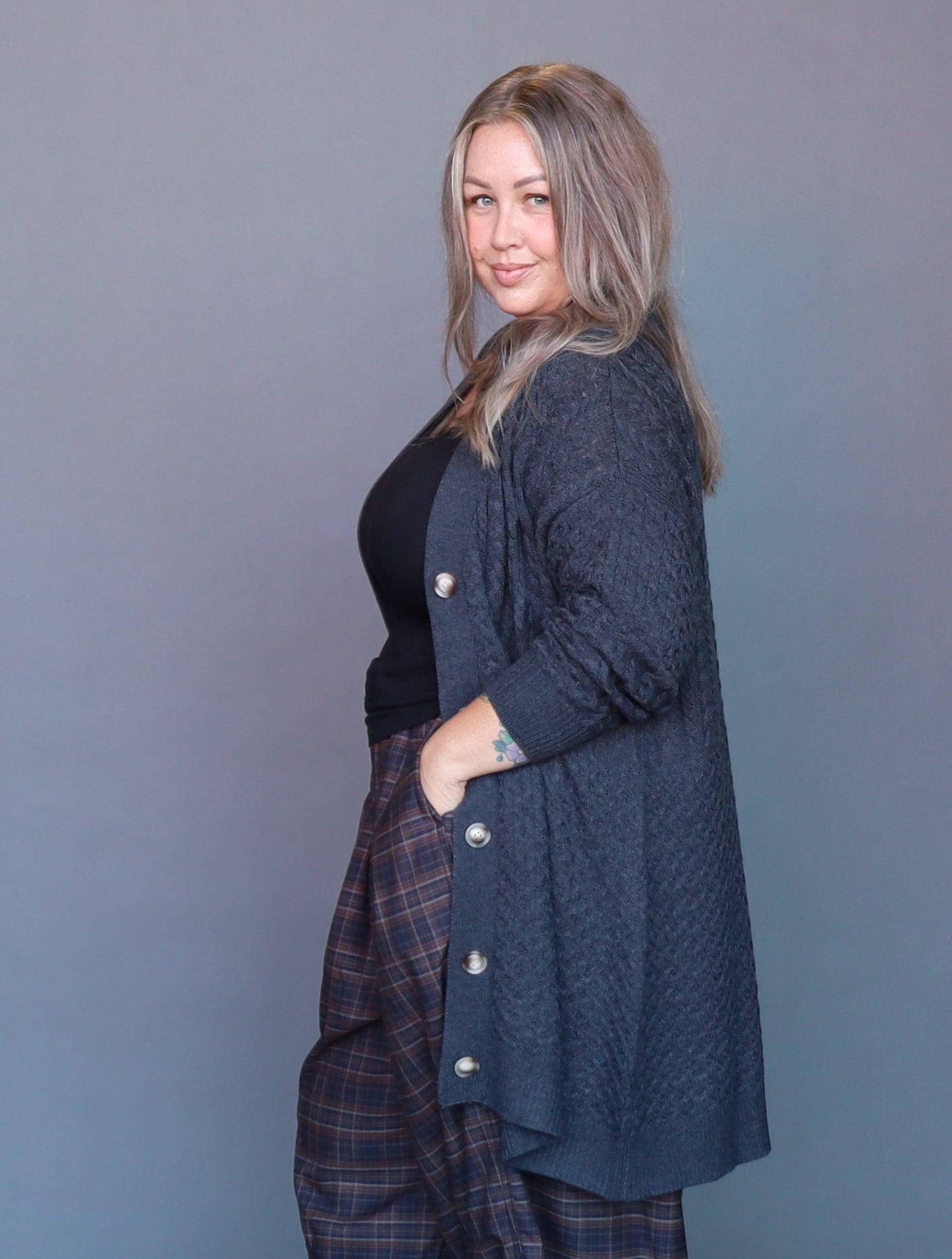 Alfie Cardi - Charcoal - Isla-Maree