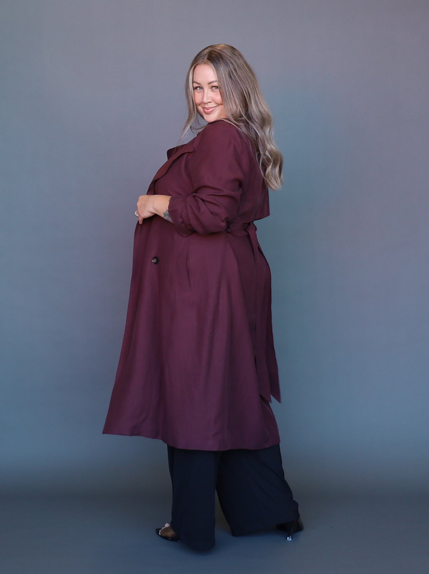 London Calling Trench - Merlot - Isla-Maree