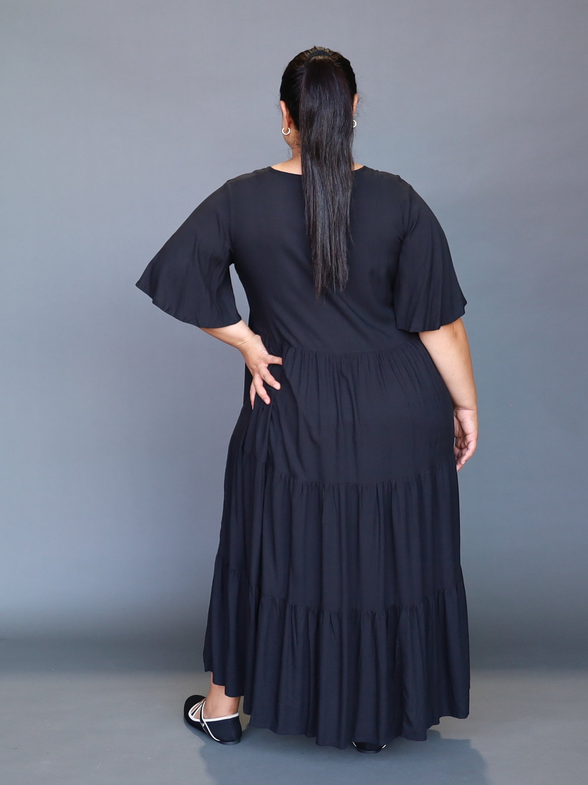 Florence Dress Short Sleeve - Black - Isla-Maree