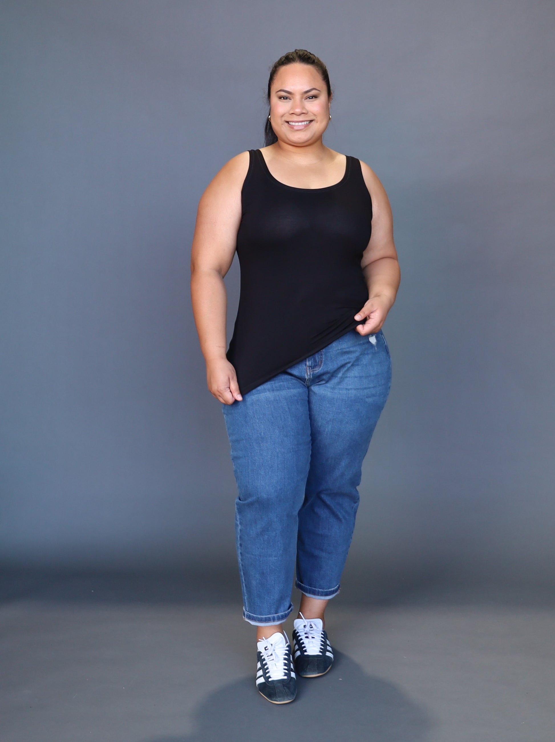 Basic Singlet - Black - Isla-Maree