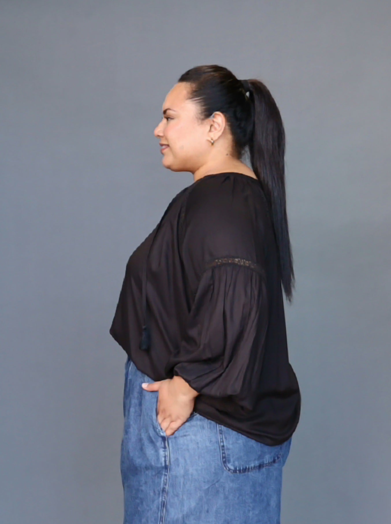 Sara Blouse - Black - Isla-Maree