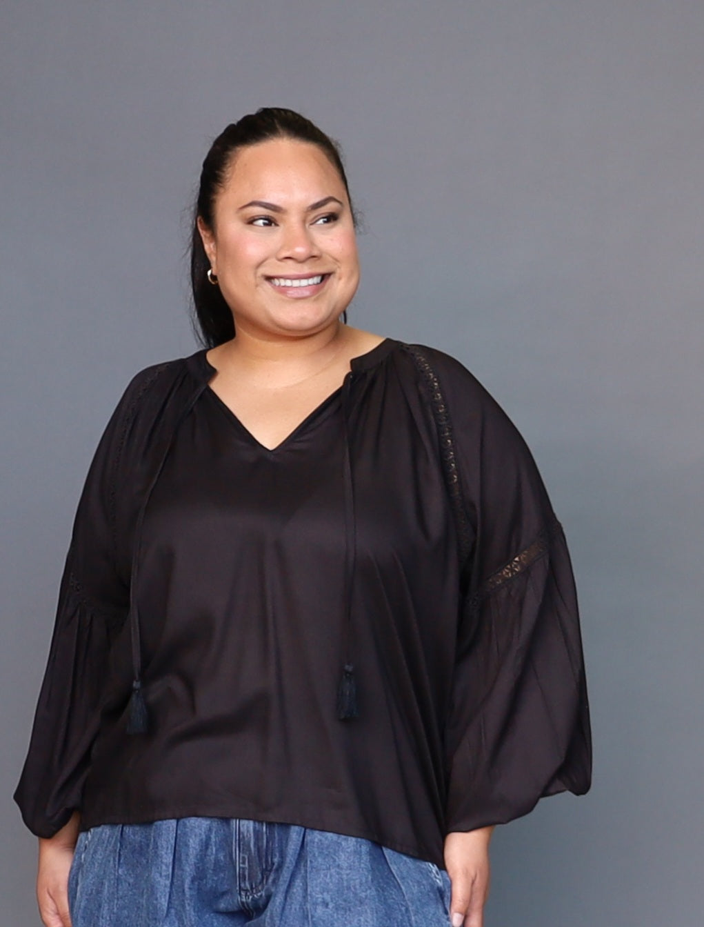 Sara Blouse - Black - Isla-Maree