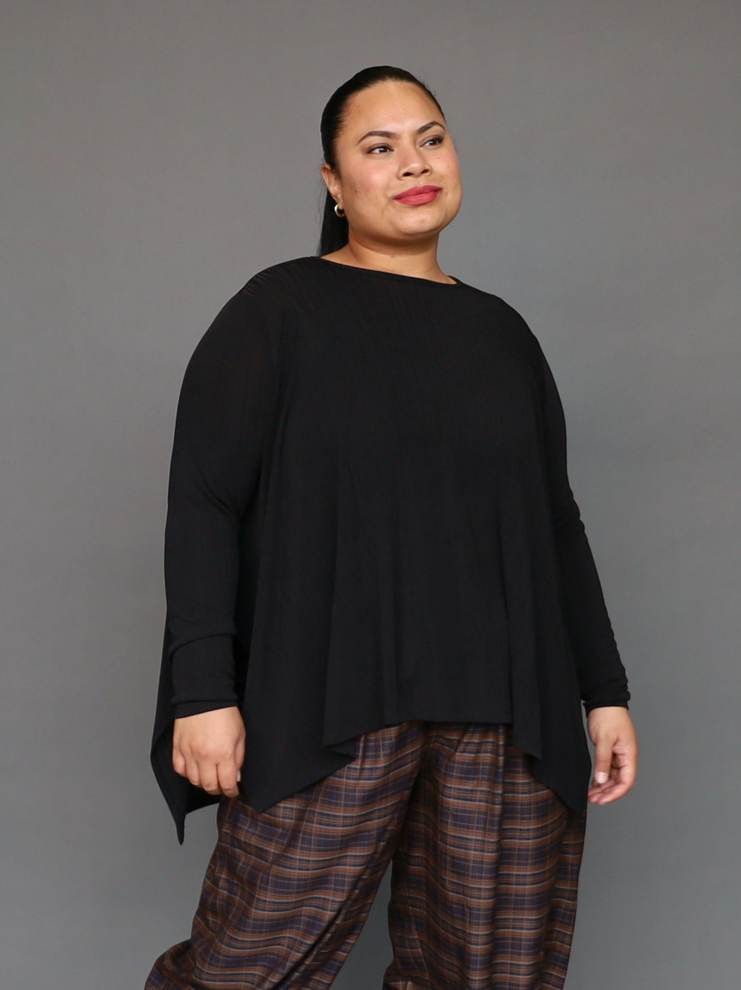 Axel Top - Black - Isla-Maree