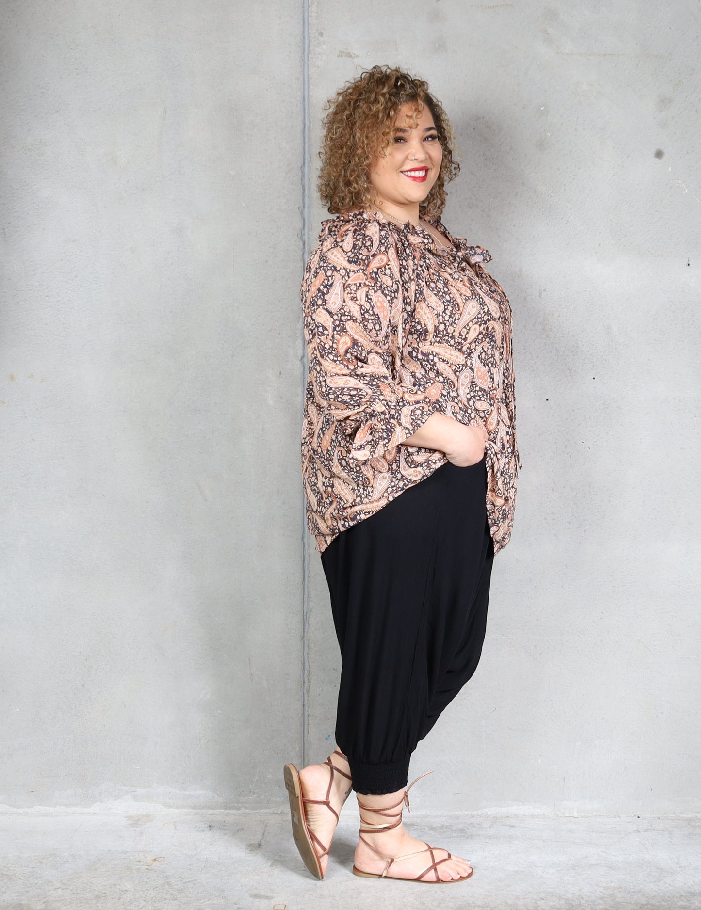Sophia Blouse - Tan Paisley