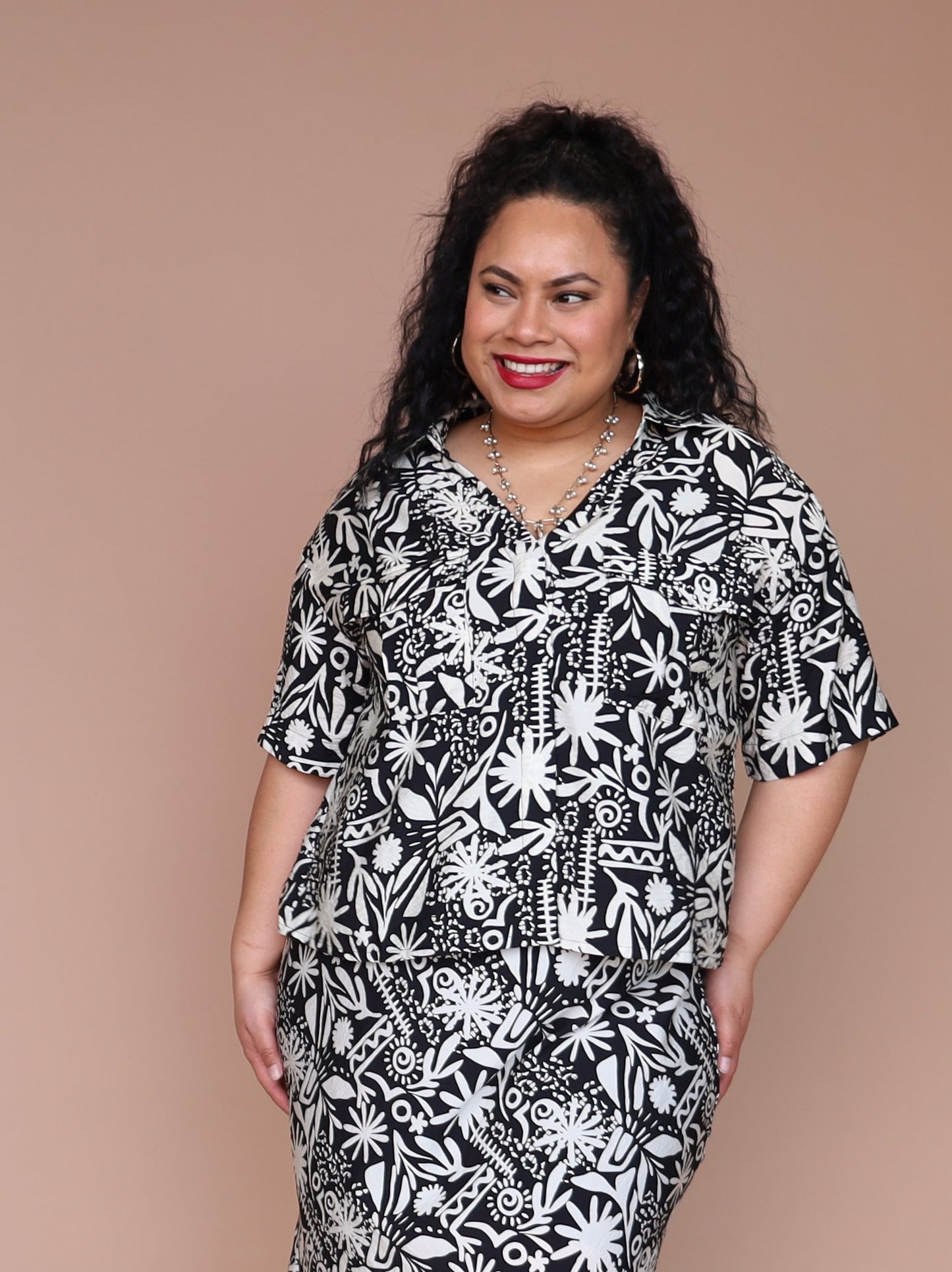 Raffles Shirt - Beach Vacay Black