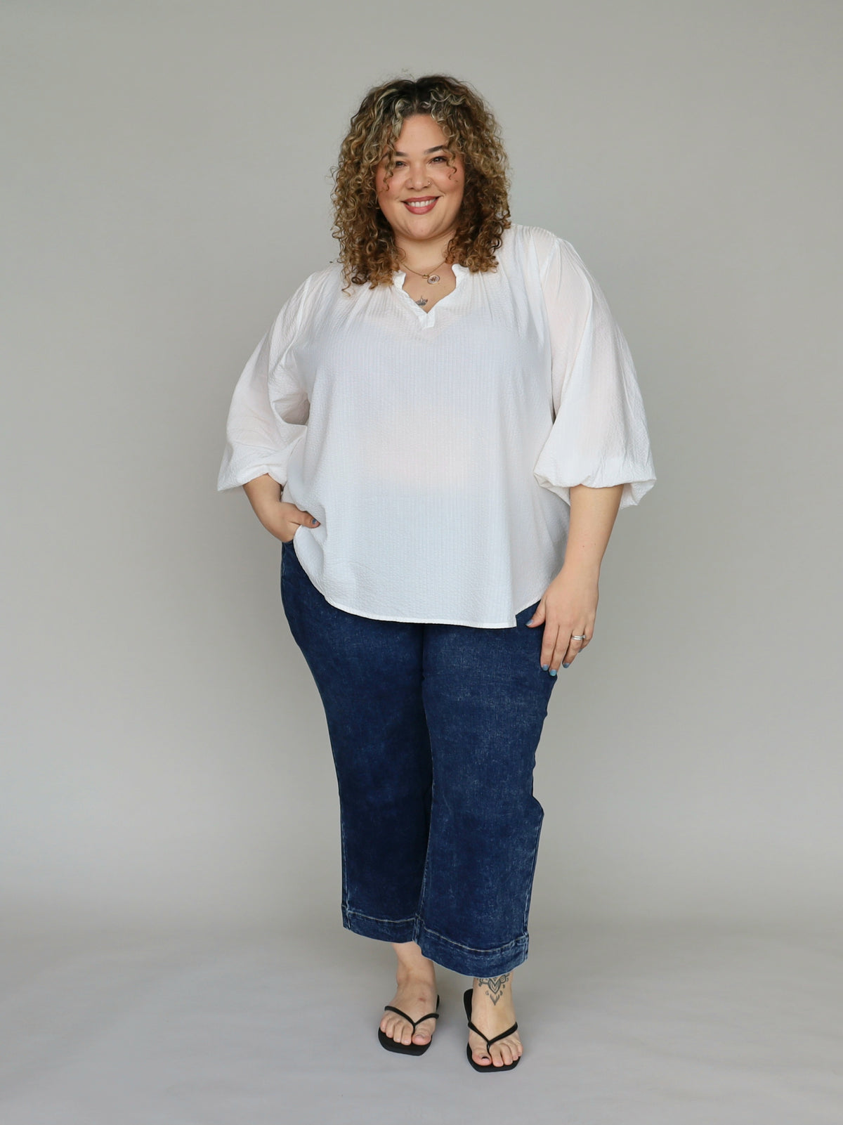 Artist Shirt - White - Isla-Maree