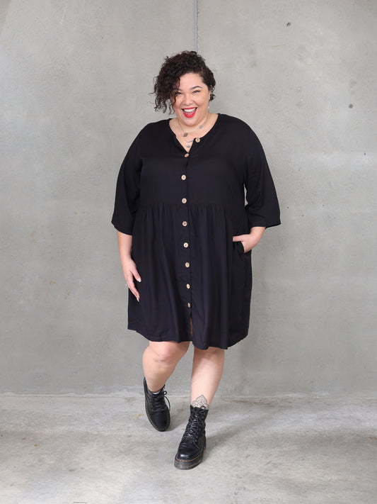 Plus Size - Black - Dress - Knee Length