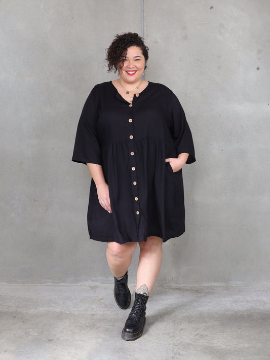 Plus Size - Black - Dress - Knee Length