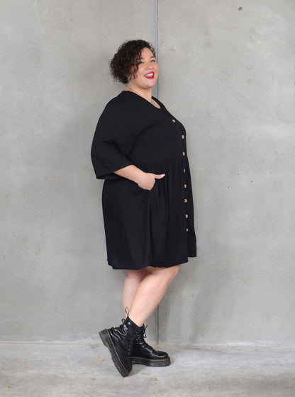Plus Size - Black - Dress - Knee Length