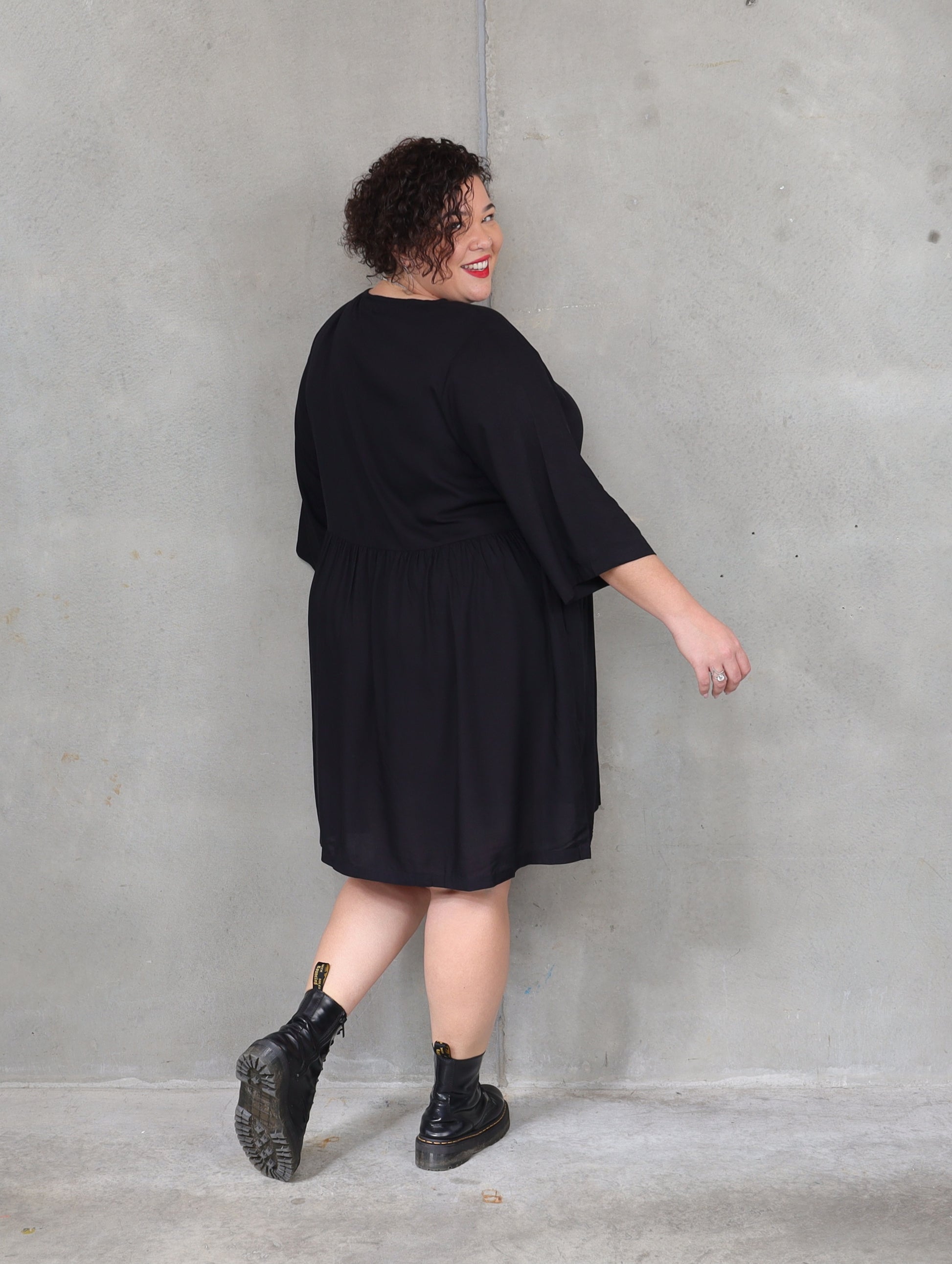 Plus Size - Black - Dress - Knee Length