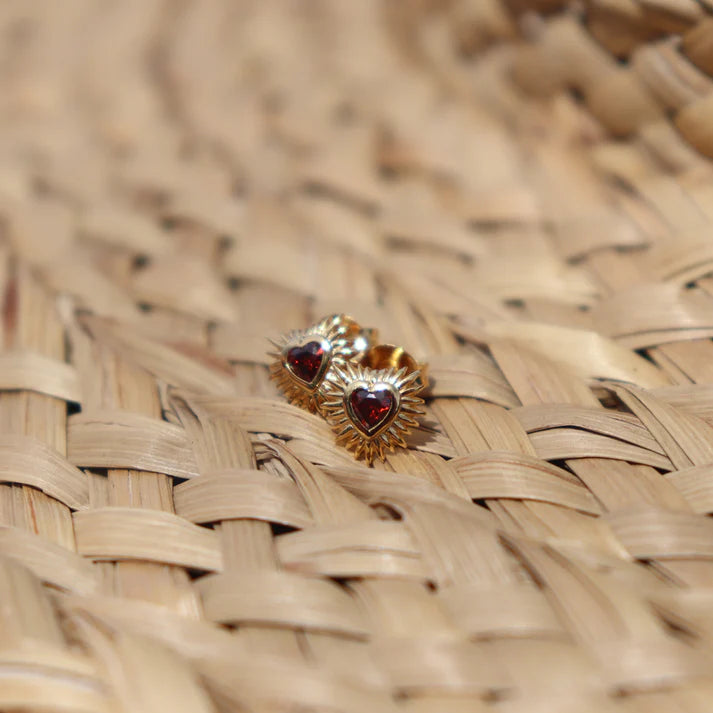 Manawa Whero Studs - Isla-Maree