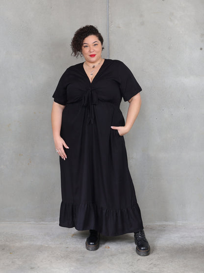 Tallulah Dress - Black - Isla-Maree - Plus Size - V-Neck- Full Length Dress
