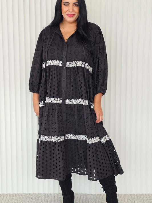 Laura Dress - Black Anglaise