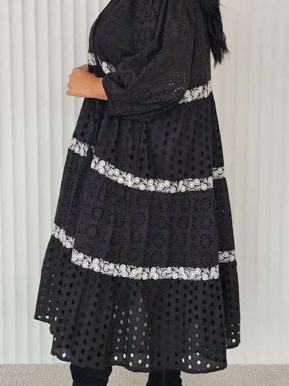 Laura Dress - Black Anglaise